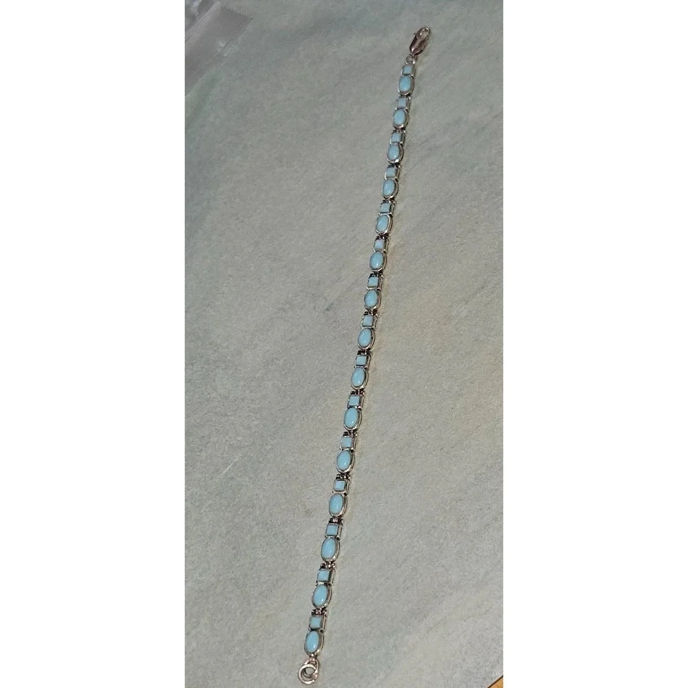 Natural Sleeping Beauty Turquoise set in a 925 Tennis Bracelet made in AZ - Picture 15 of 16